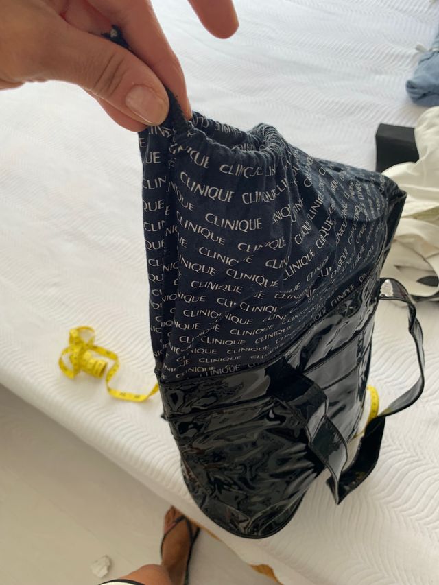 bolso neceser clinique