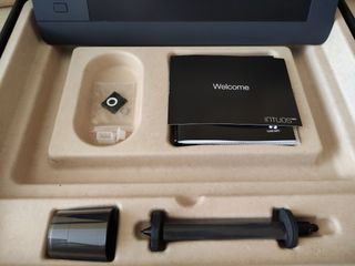 Tableta gráfica Wacom intuos pro M