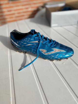 Botas de futbol JOMA sin estrenar