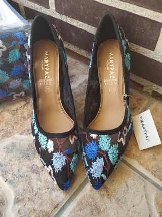 Zapatos de fiesta y bolso