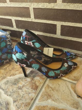 Zapatos de fiesta y bolso