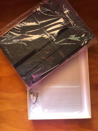 carcasa con teclado tablet