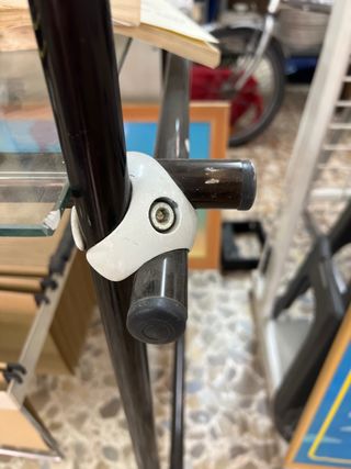 abrazaderas para montar estanterias