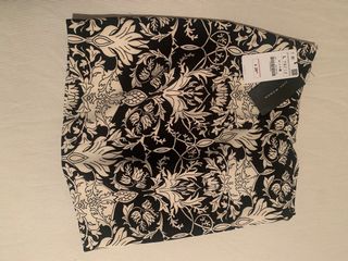 Falda corta Zara