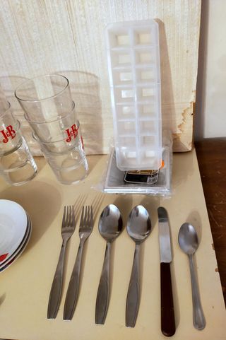 LOTE VARIADO DE MENAJE PARA COCINA