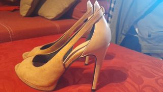 Zapatos color nude tacon