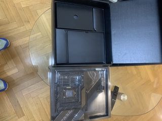 Asus Maximus XIII Extreme Como nueva.