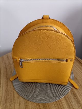 Mochila Zara nueva