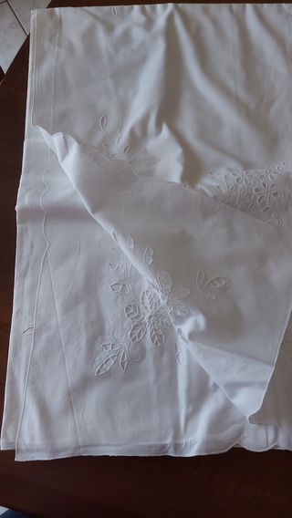 Set copriletto e tovaglia 12 persone 