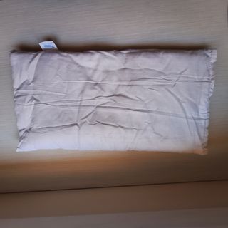 Almohada cuna +protector impermeable