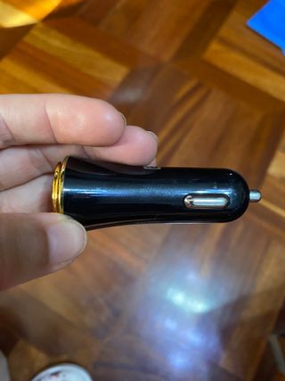 Cargador USB de movil para coche