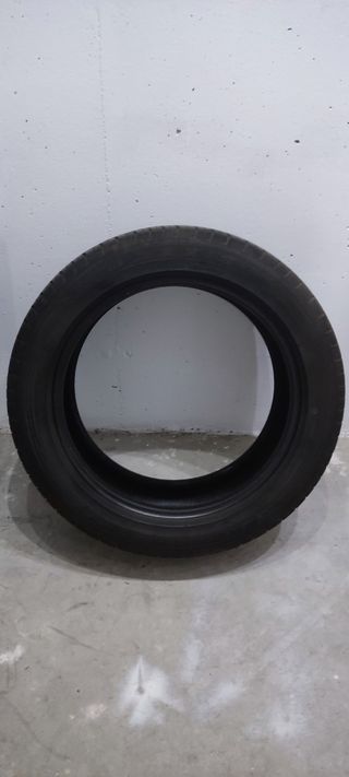 Neumático Maxxis 235/50/18