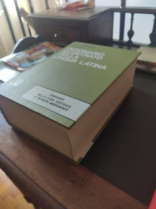 Dizionario latino