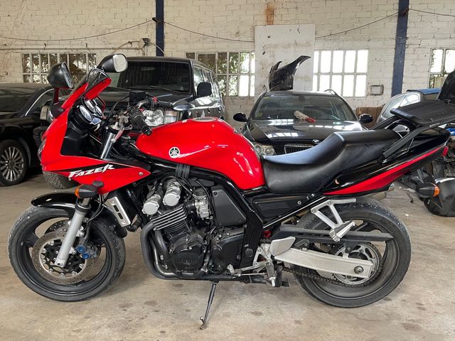 Yamaha fazer 600 año 2003
