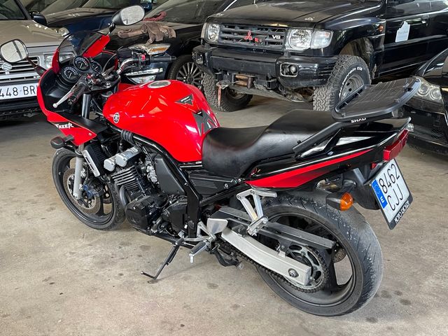 Yamaha fazer 600 año 2003