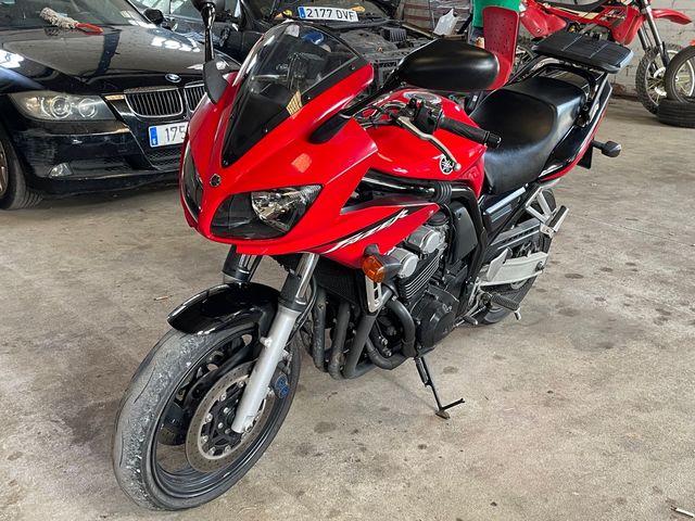 Yamaha fazer 600 año 2003