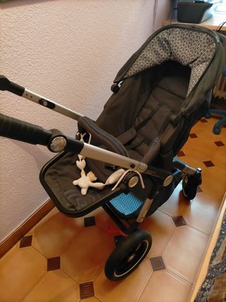 Carro bebe con maxicosi y capazo