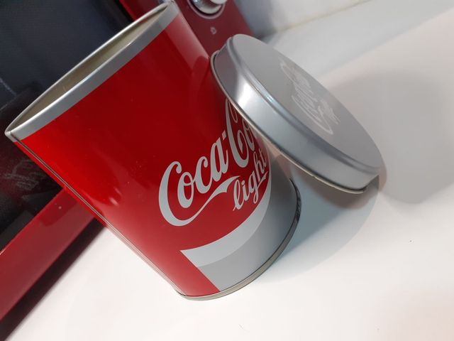 Lata/Cubo/Bote Coca Cola Light