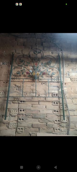 Cabecero de hierro forjado