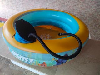 Piscina y jacuzzi