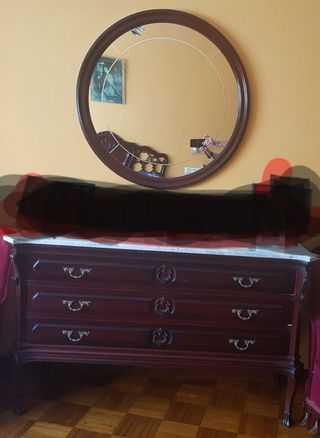 Dormitorio antiguo completo