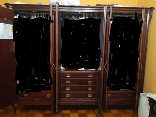 Dormitorio antiguo completo