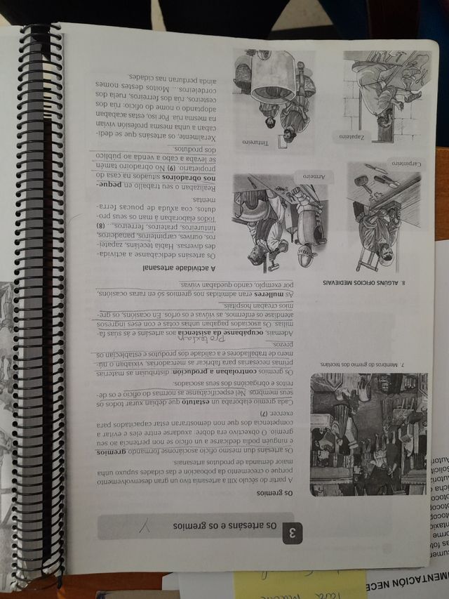 Libro de  historia de 2 ESO . Santillana