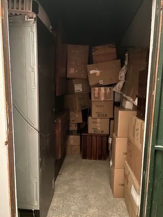 portes y mudanzas // moving company