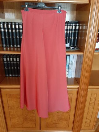 Falda larga con echalpe de la misma tela