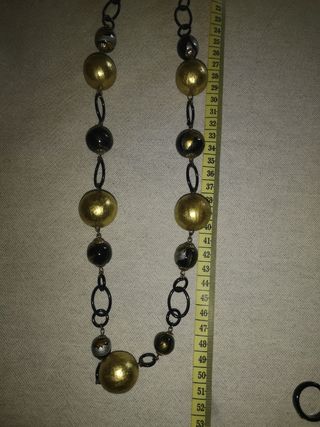 Collana nera colore oro