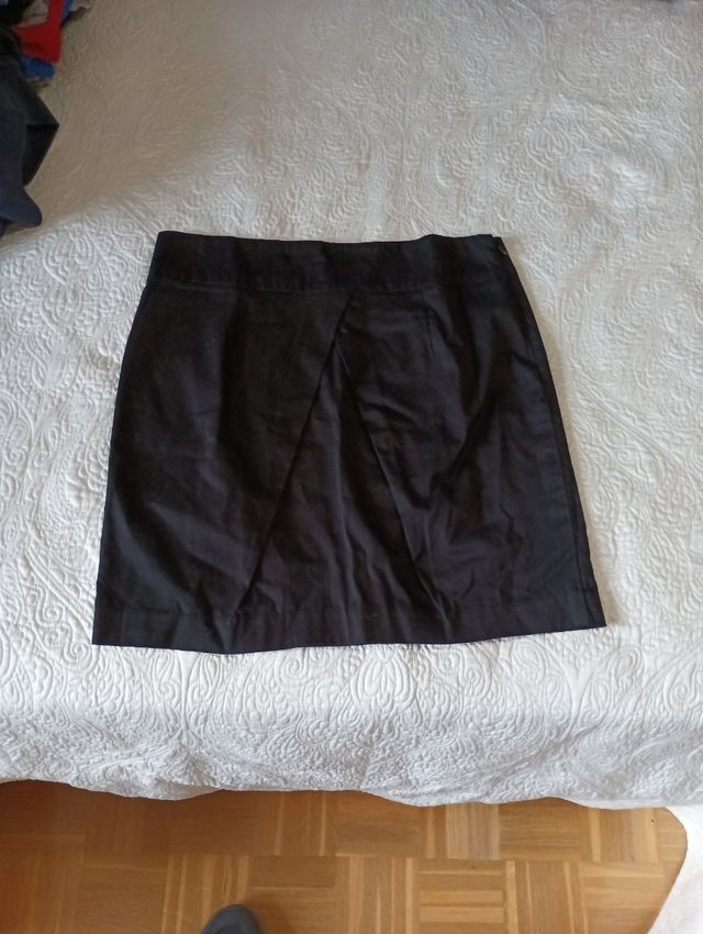 Falda negra traje