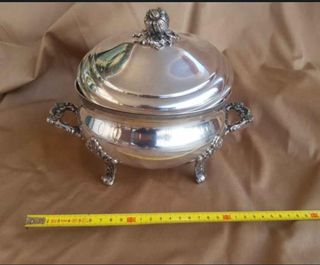 Sopera y bandeja de Alpaca