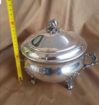 Sopera y bandeja de Alpaca