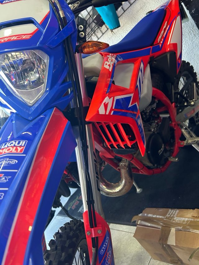 BETA 50 ENDURO RACING con 800kms comprada diciembr
