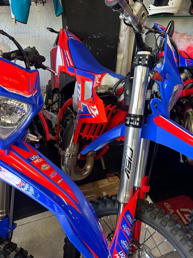 BETA 50 ENDURO RACING con 800kms comprada diciembr