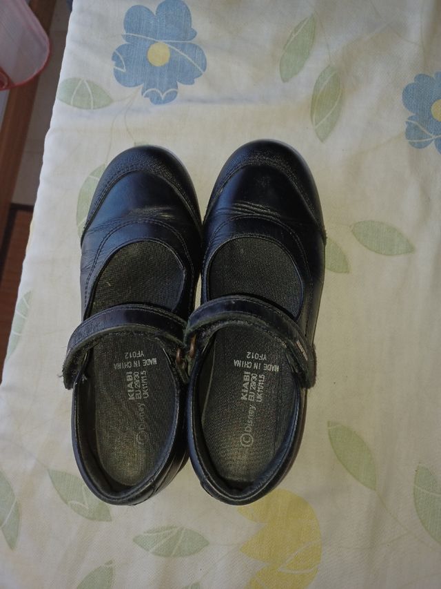 ZAPATOS DE COLEGIO