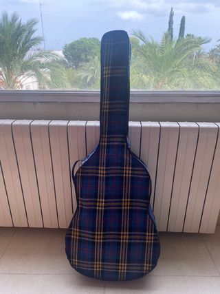 Guitarra española antigua Vicente Tatay Tomás