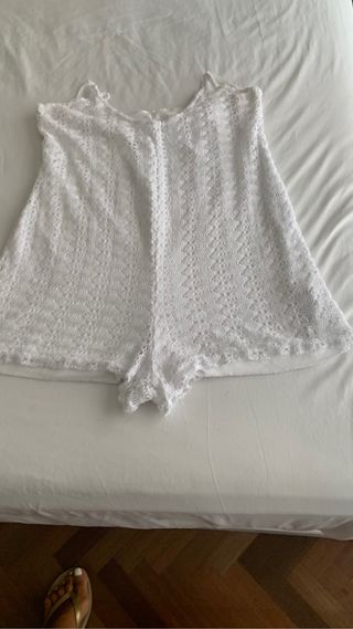Mono blanco encaje talla M