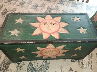 Baul y cajonera triangular