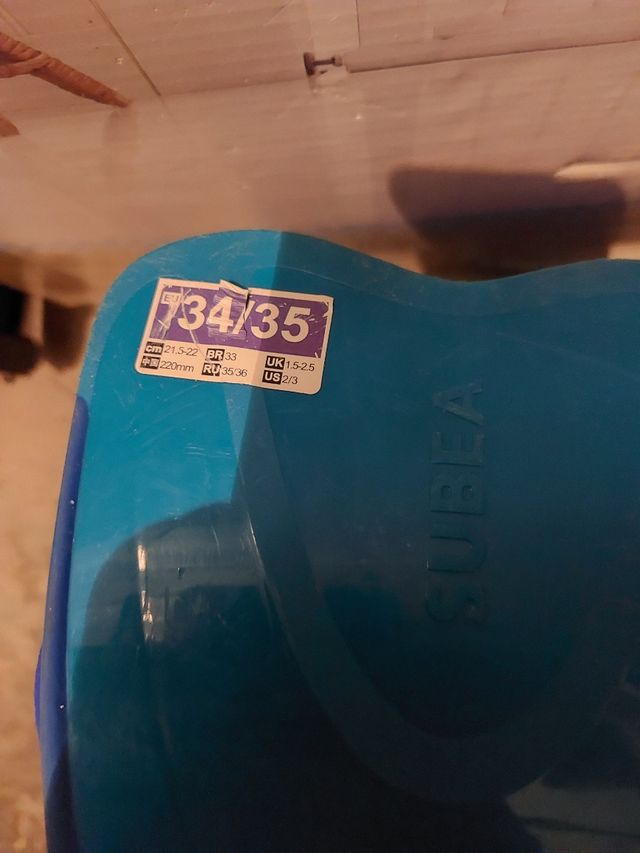 Aletas submarinismo niños, 10 eur cada par