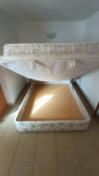 Cama canapé con colchón