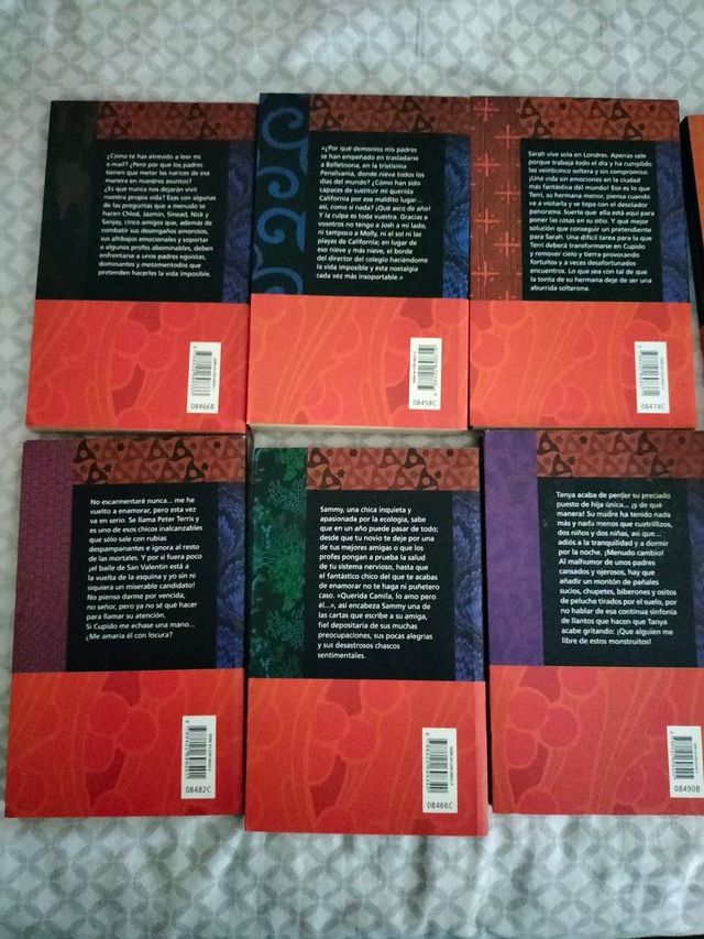 Lote de novelas juveniles en tapa dura