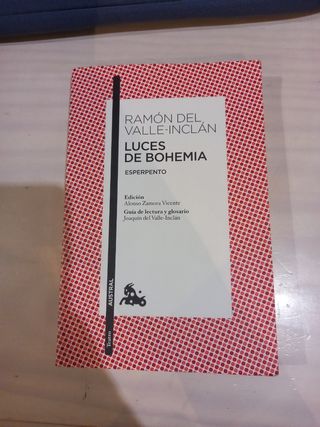 Libro Luces de Bohemia