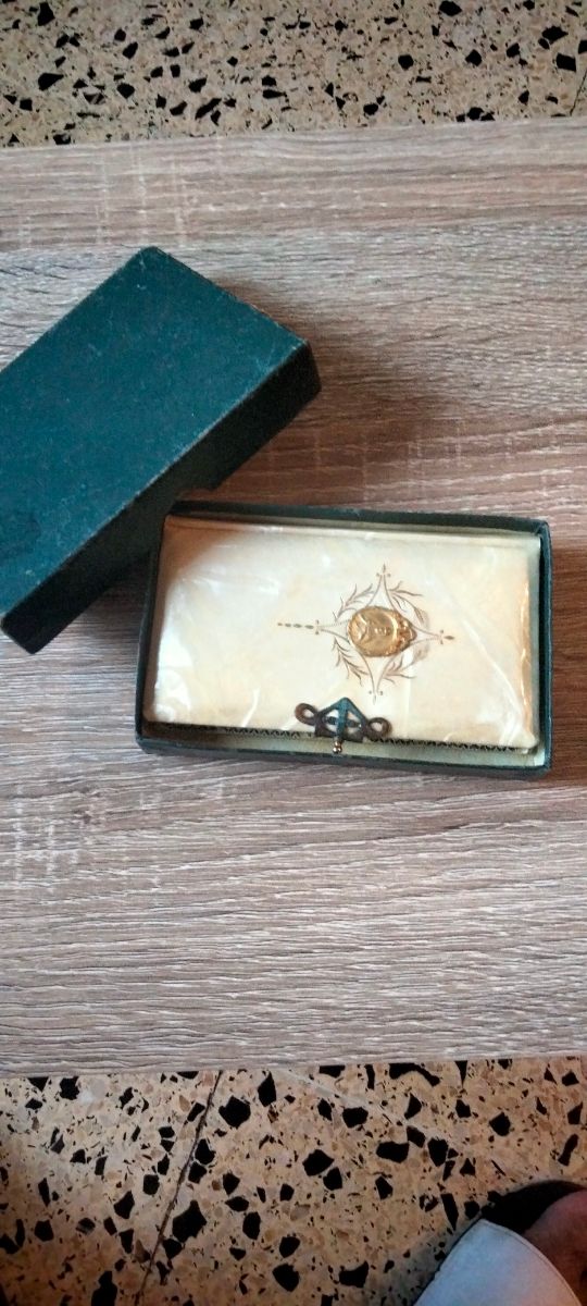 LIBRO RELIGIOSO VINTAGE EDITADO EN 1927