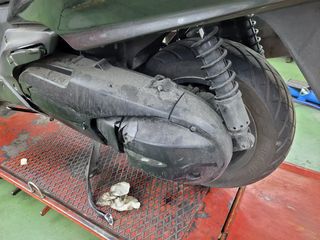 Honda Silver Wing 400 08