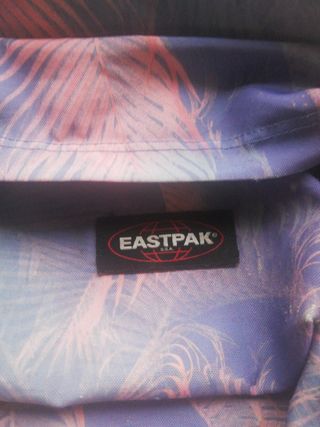 mochila eastpak
