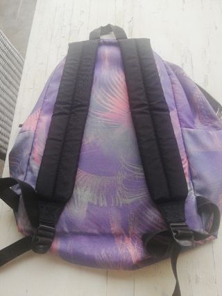 mochila eastpak