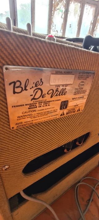Amplificador Fender Blues Deville 4x10