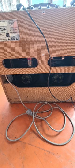 Amplificador Fender Blues Deville 4x10