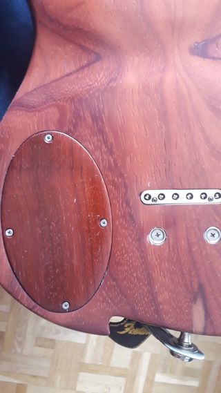 Weisse Hügel Guayacane 24